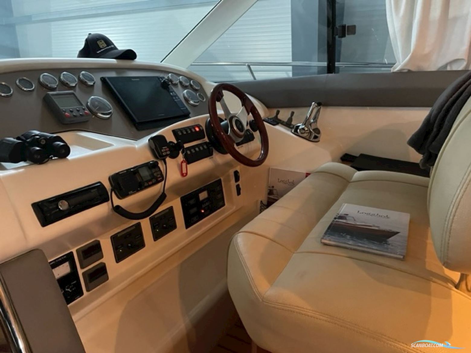 Jenneau prestige 42
