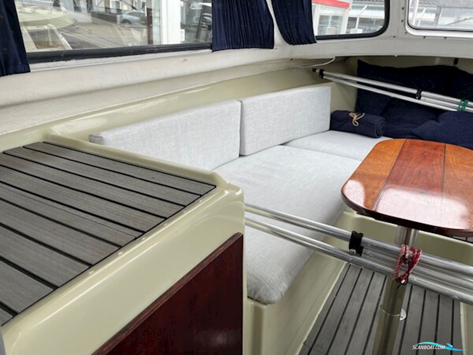 JOFA WINTH 555 HT med 90 hk Honda-EFI 4 takt og 1600 kg Brenderup bådtrailer