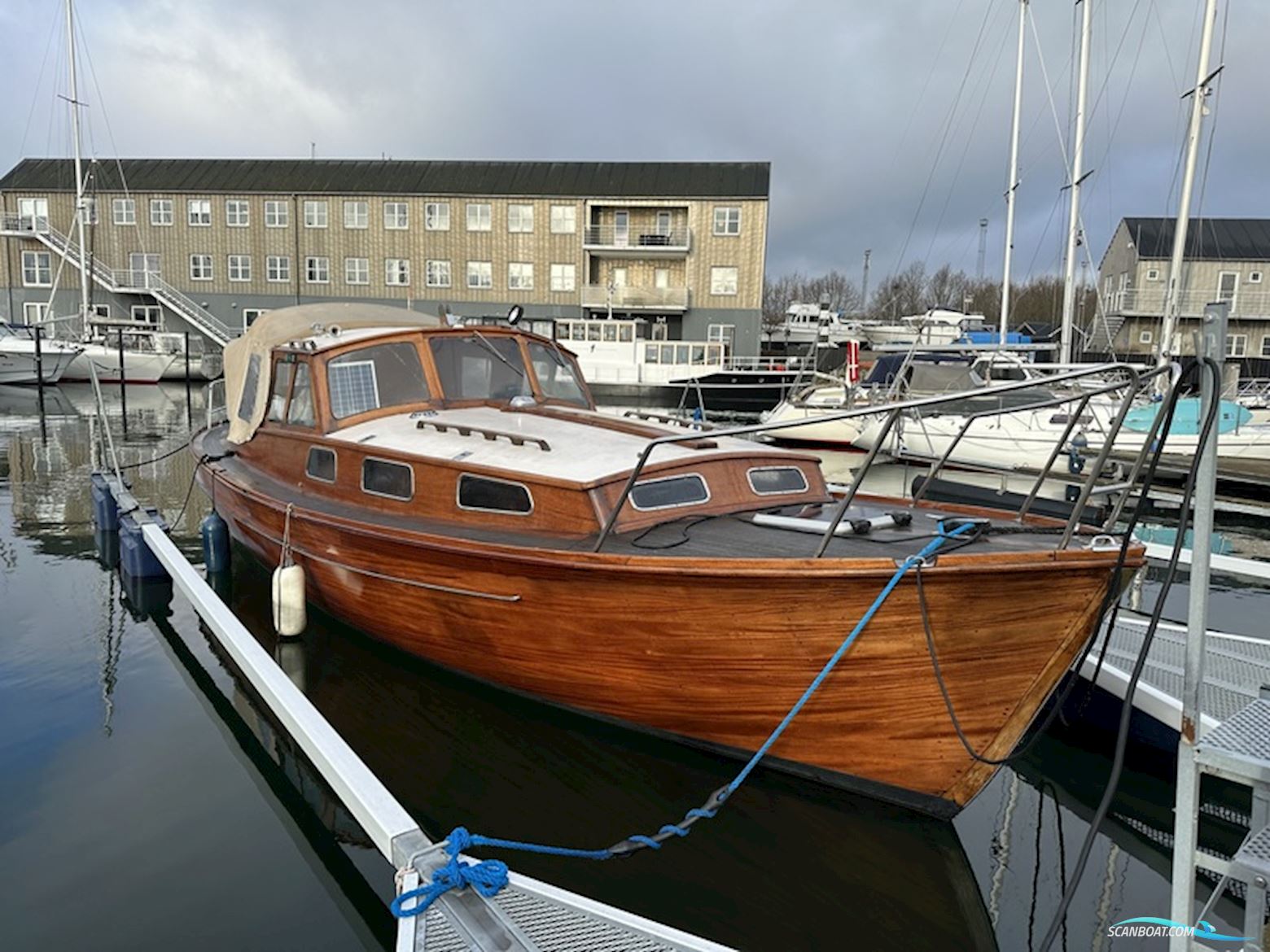 Klassisk Mahogni motorbåd/sejler