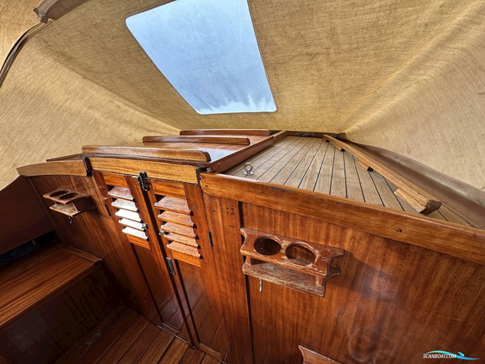 Klassisk Mahogni motorbåd/sejler