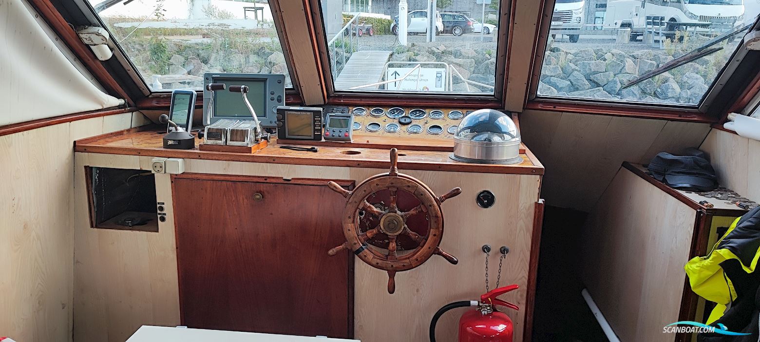 Klassisk tysk motor yacht