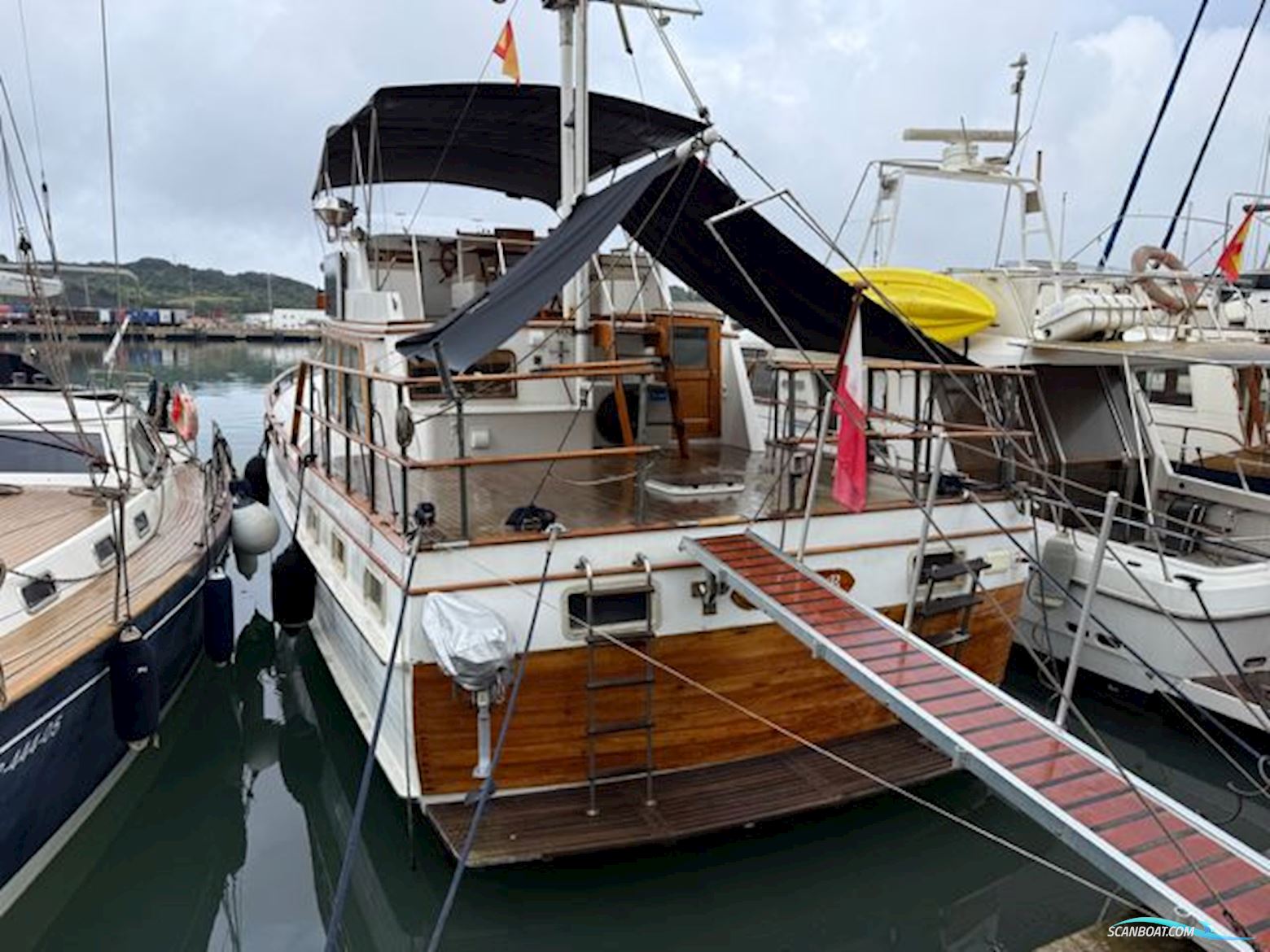 Kong And Halversen HK Island Gypsy 44