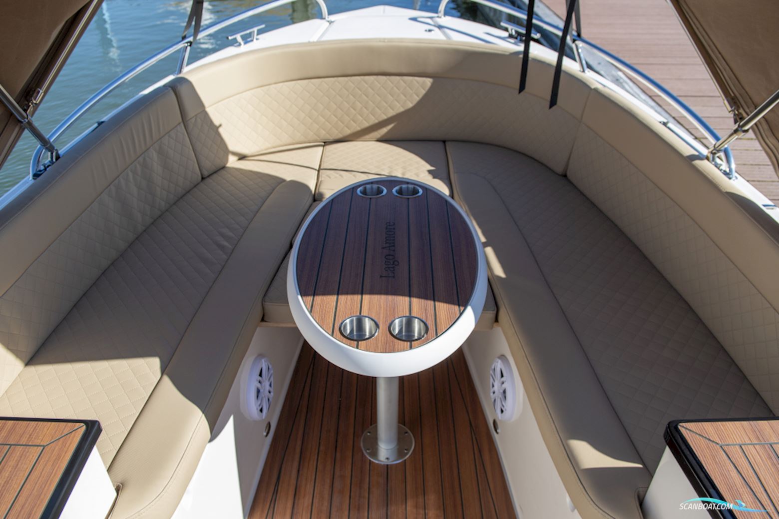 Lago Amore 606 Tender