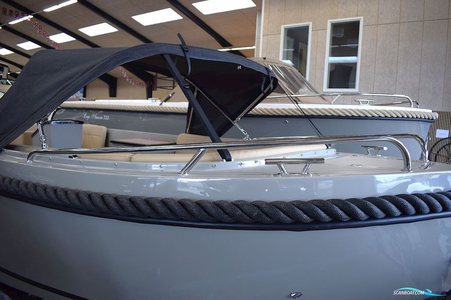 Lago Amore 606 Tender