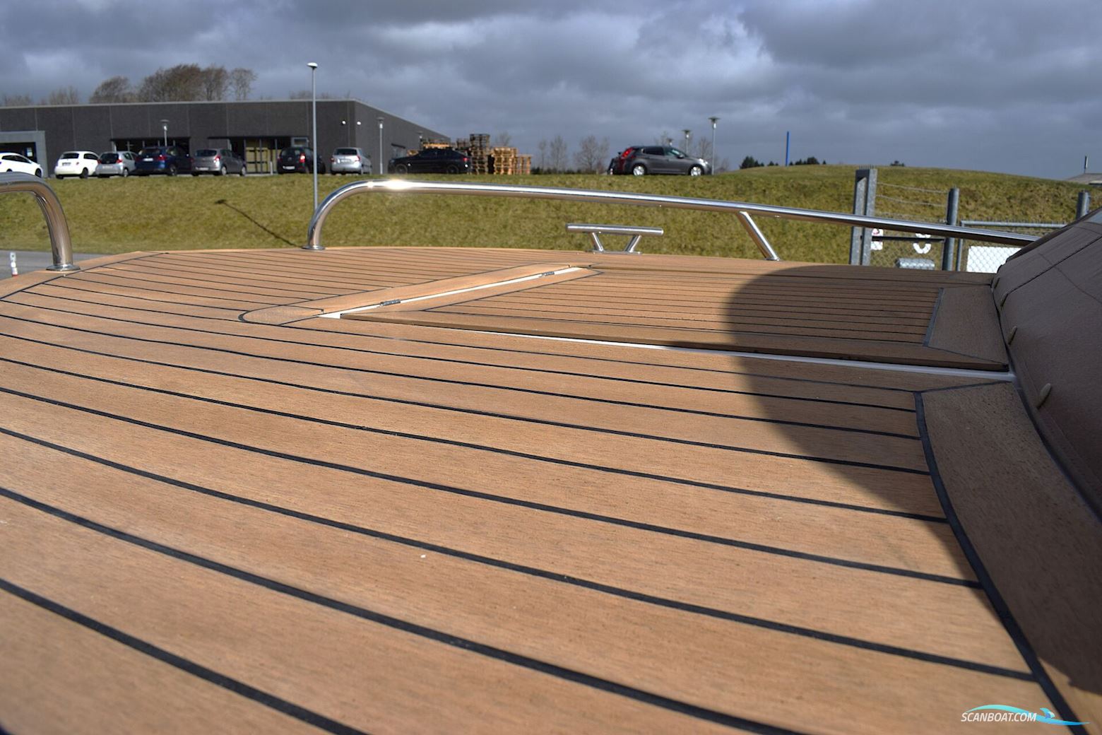 Lago Amore 733 Tender