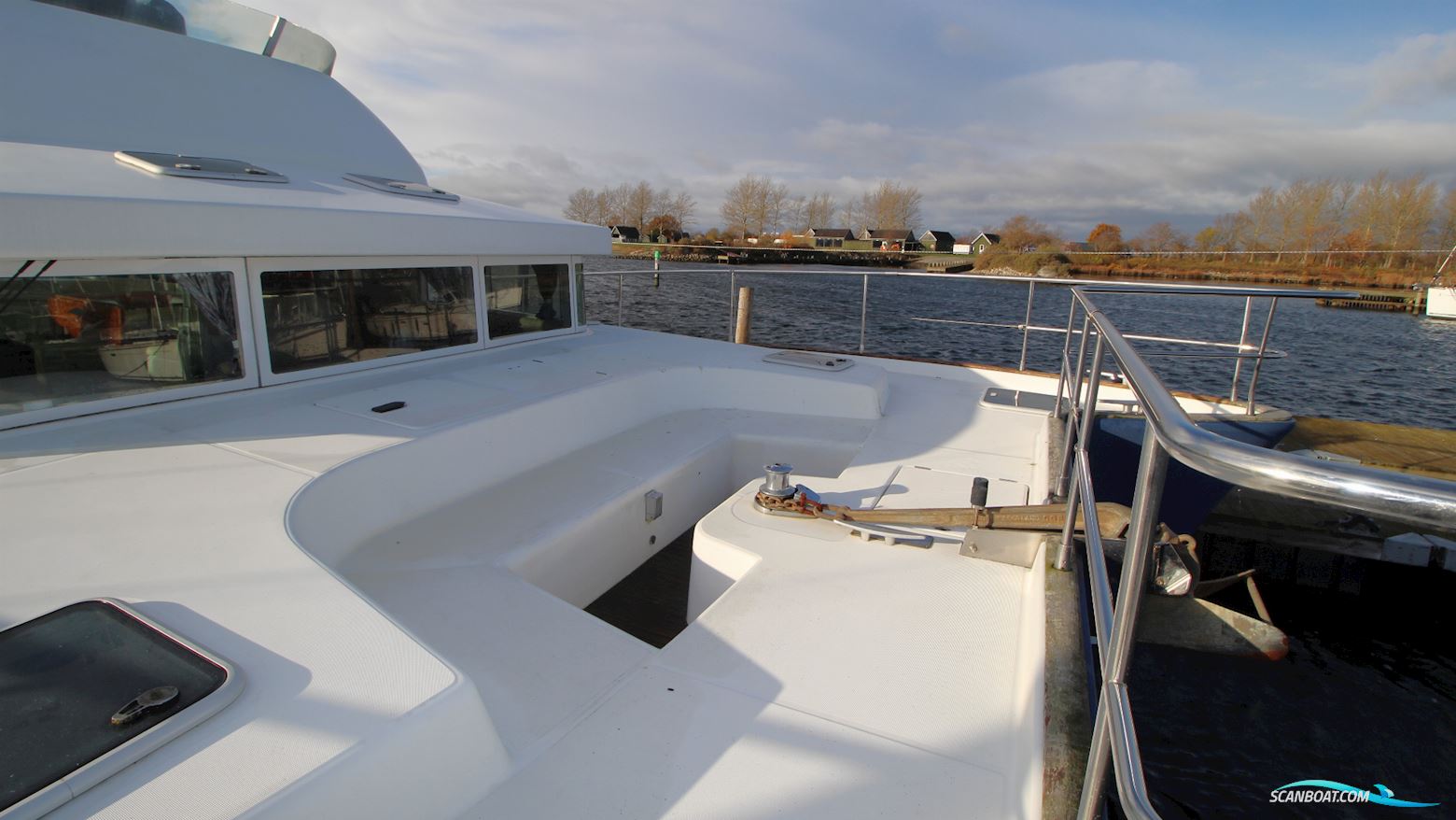 Lagoon 43 Power 3 cabins 