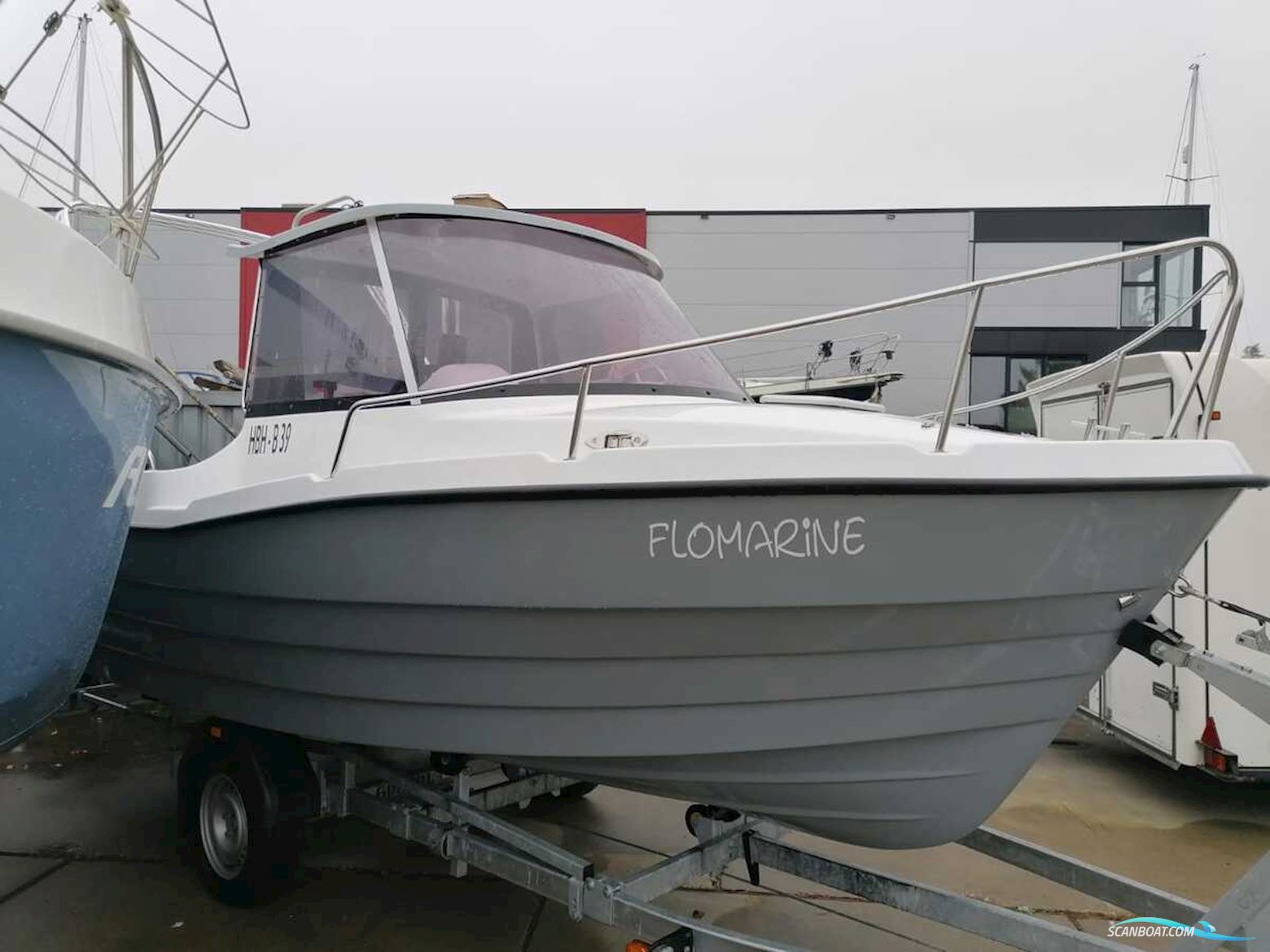 Lakeman Boats  540 Pilothouse