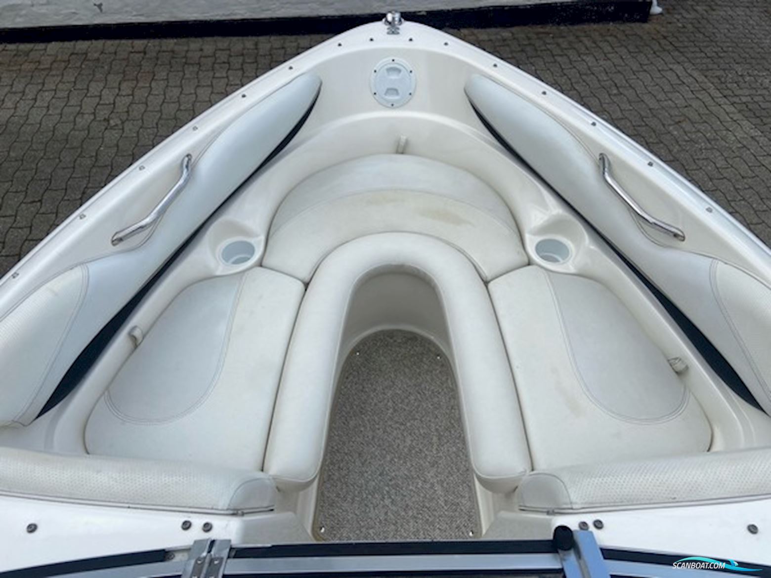 Larson 180 SEI LX, Volvo 3.0