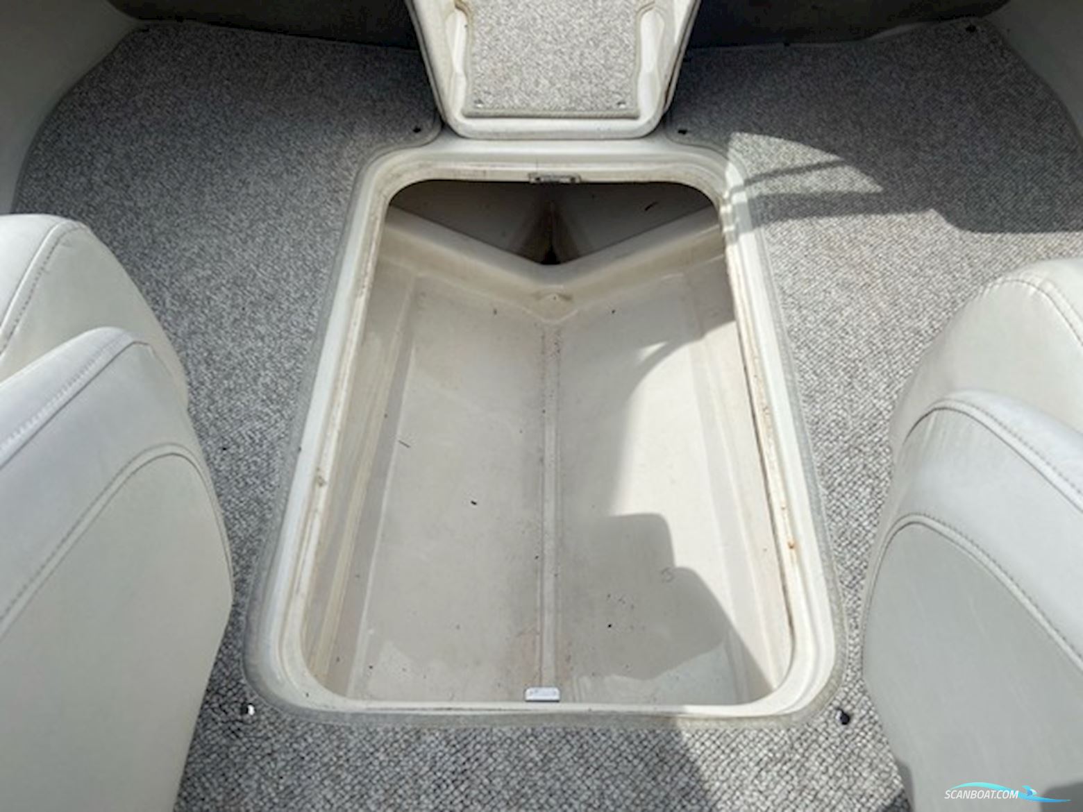 Larson 180 SEI LX, Volvo 3.0