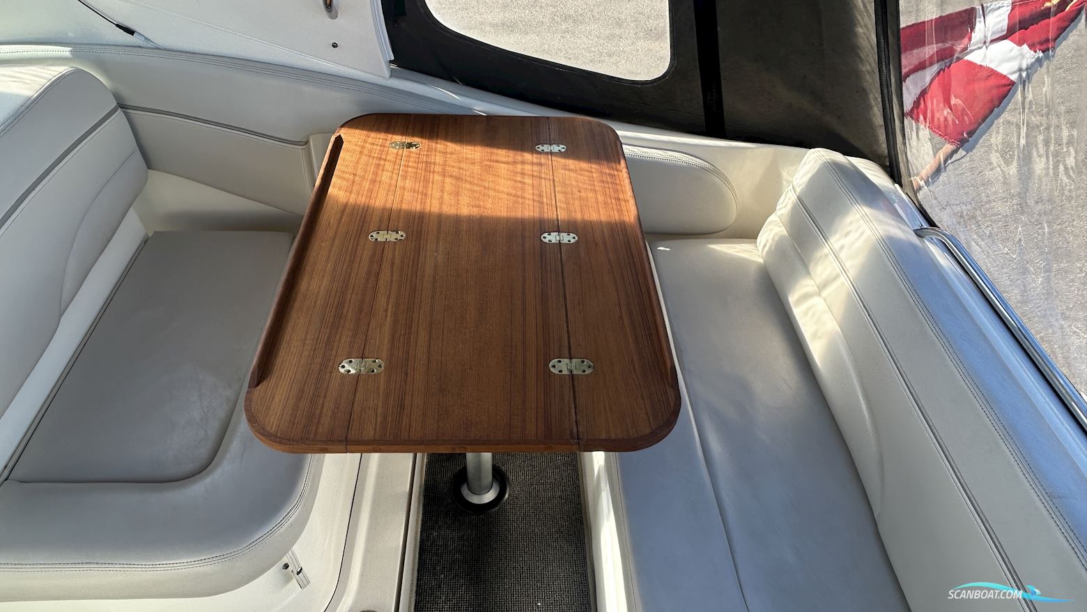 Larson 290 Cruiser