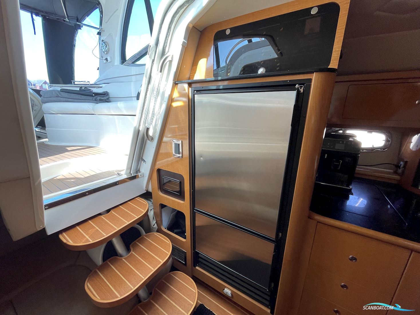 Larson 370 Coupe Ips 500