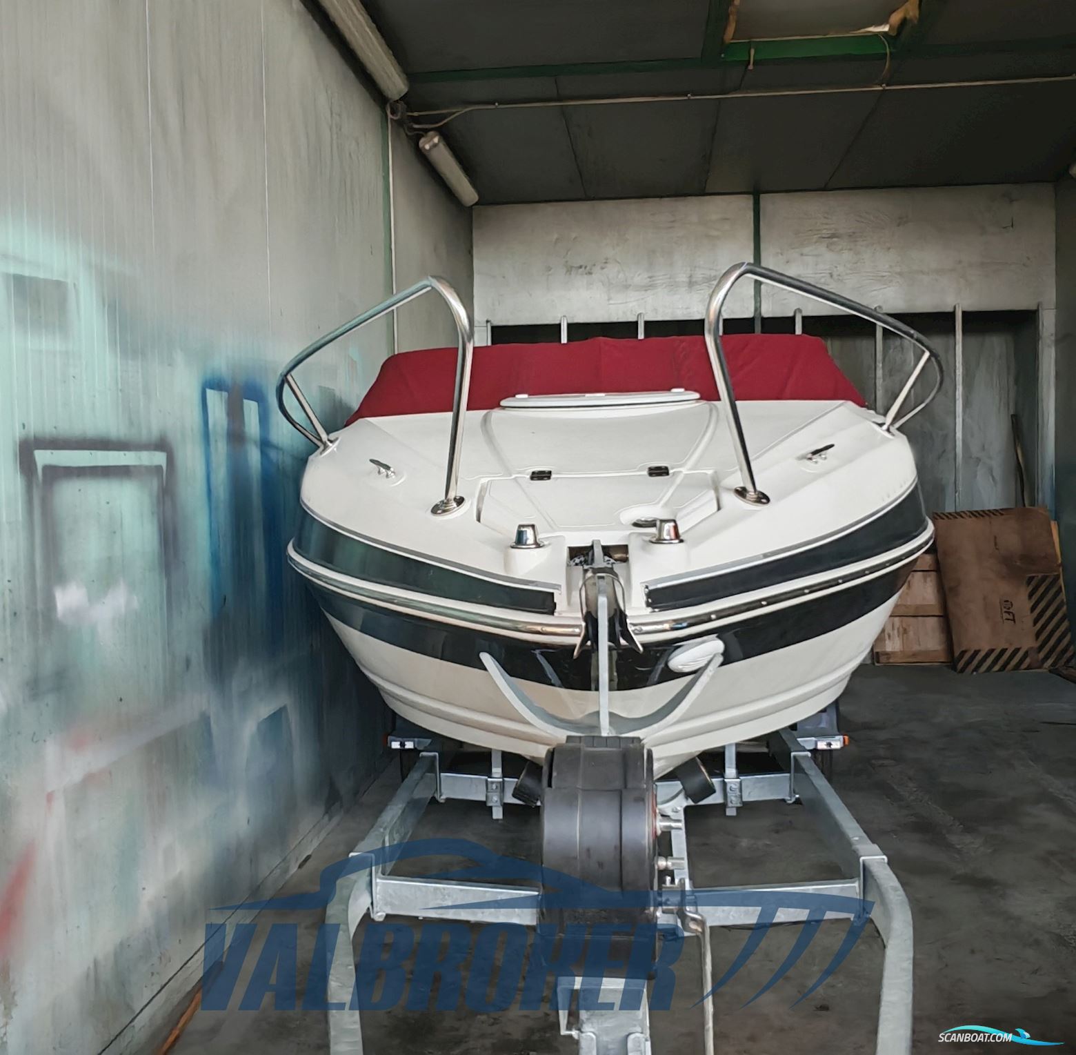 Larson Boats 216 Senza