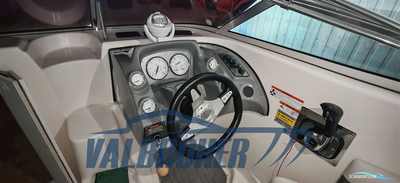 Larson Boats 216 Senza