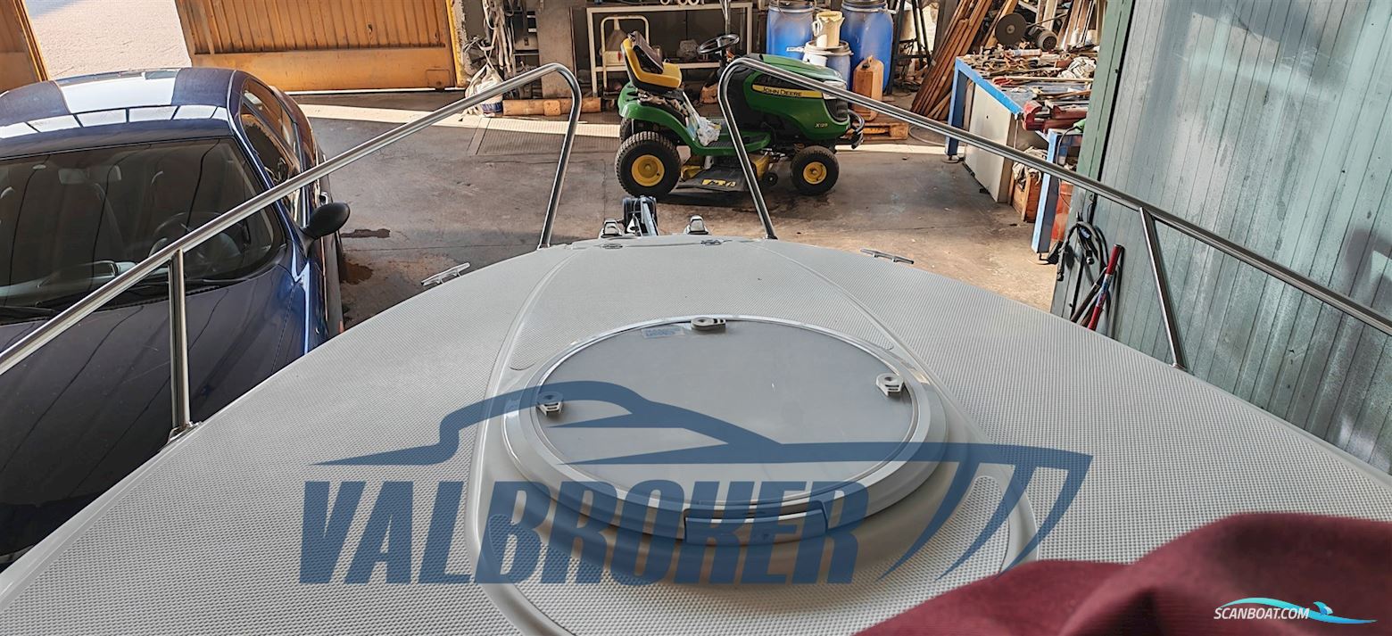 Larson Boats 216 Senza