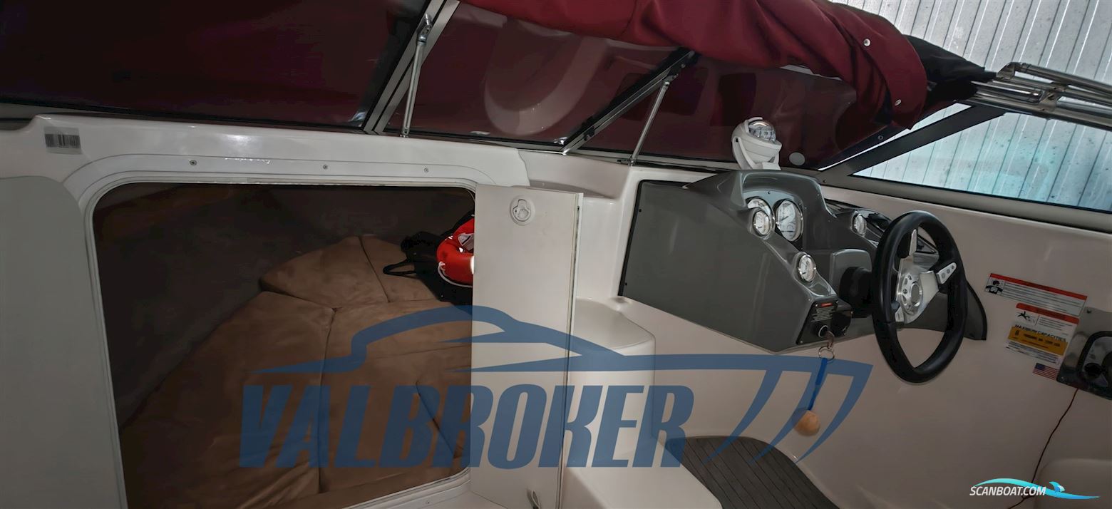 Larson Boats 216 Senza