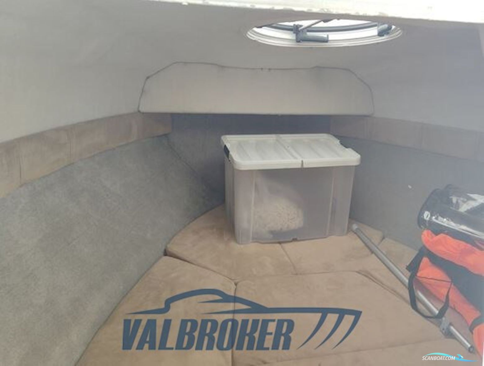 Larson Boats 216 Senza