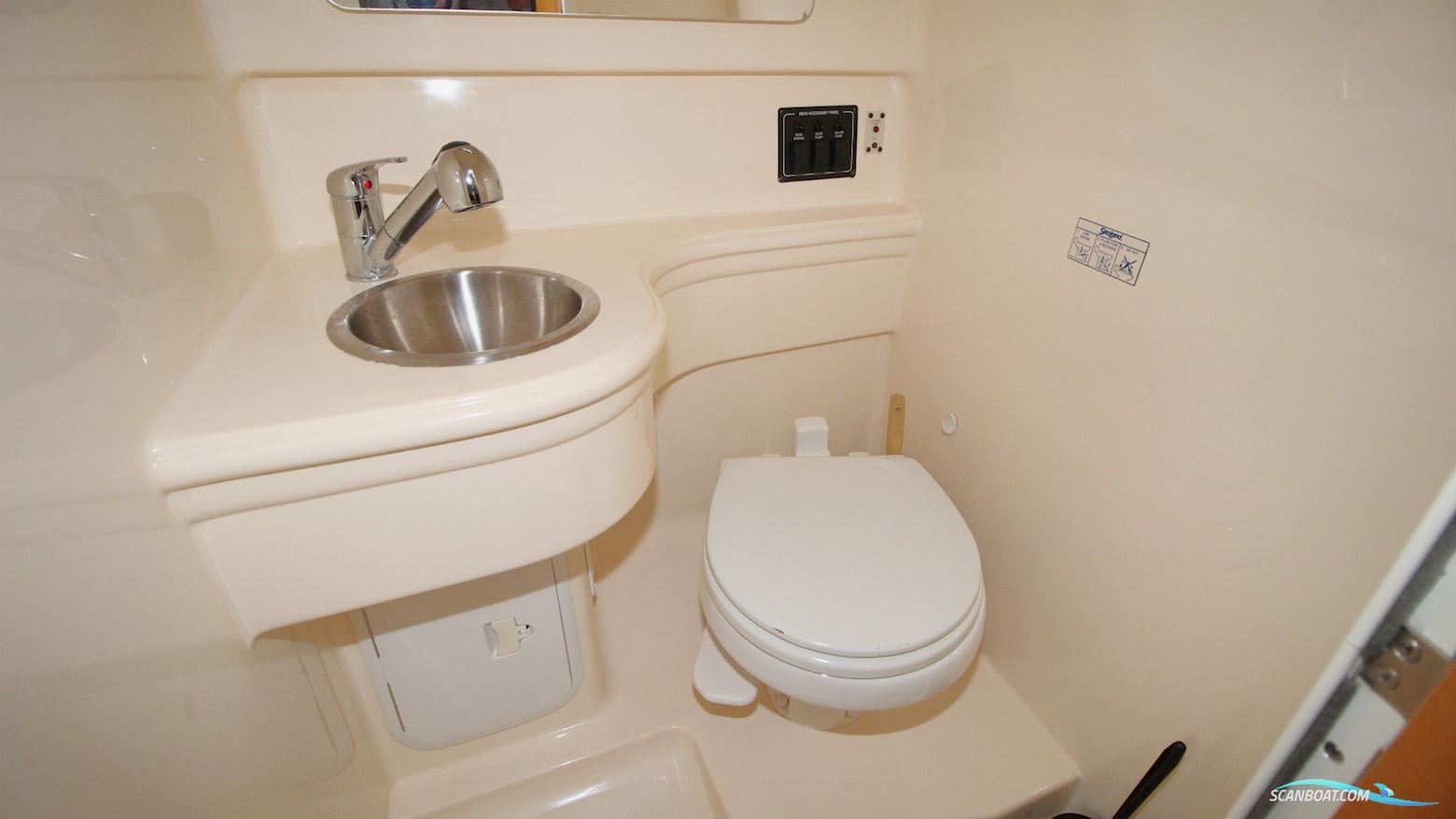 Larson Cabrio 260 Diesel