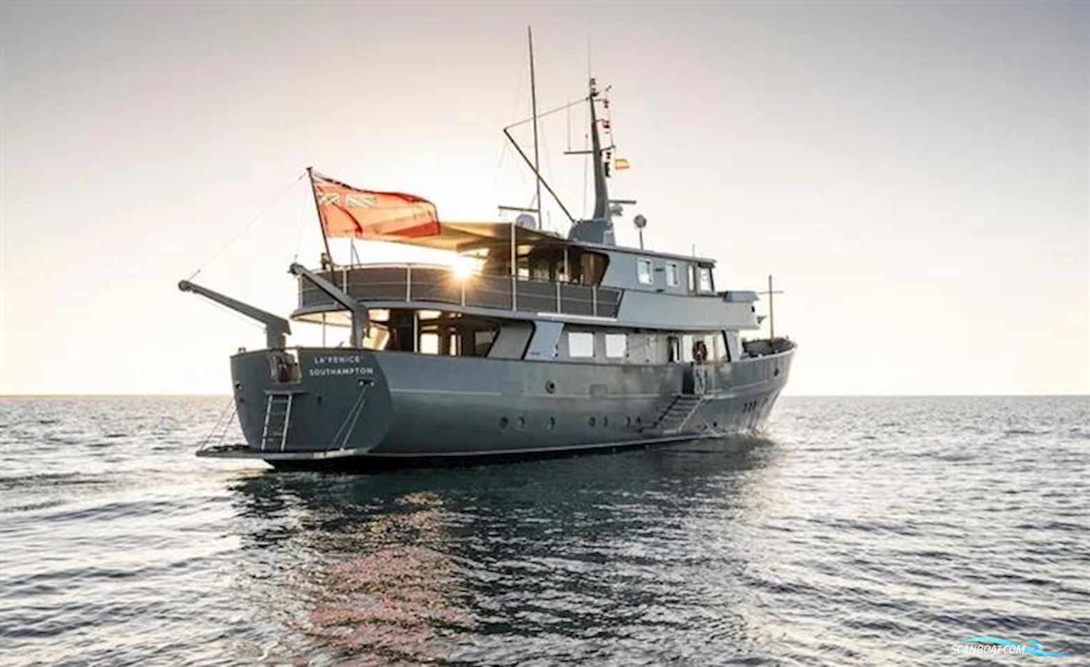 Laurent Giles TSDMY Gentleman's Motor Yacht