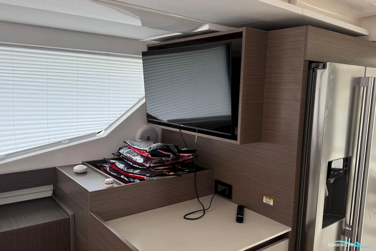 LEOPARD 40 Powercat