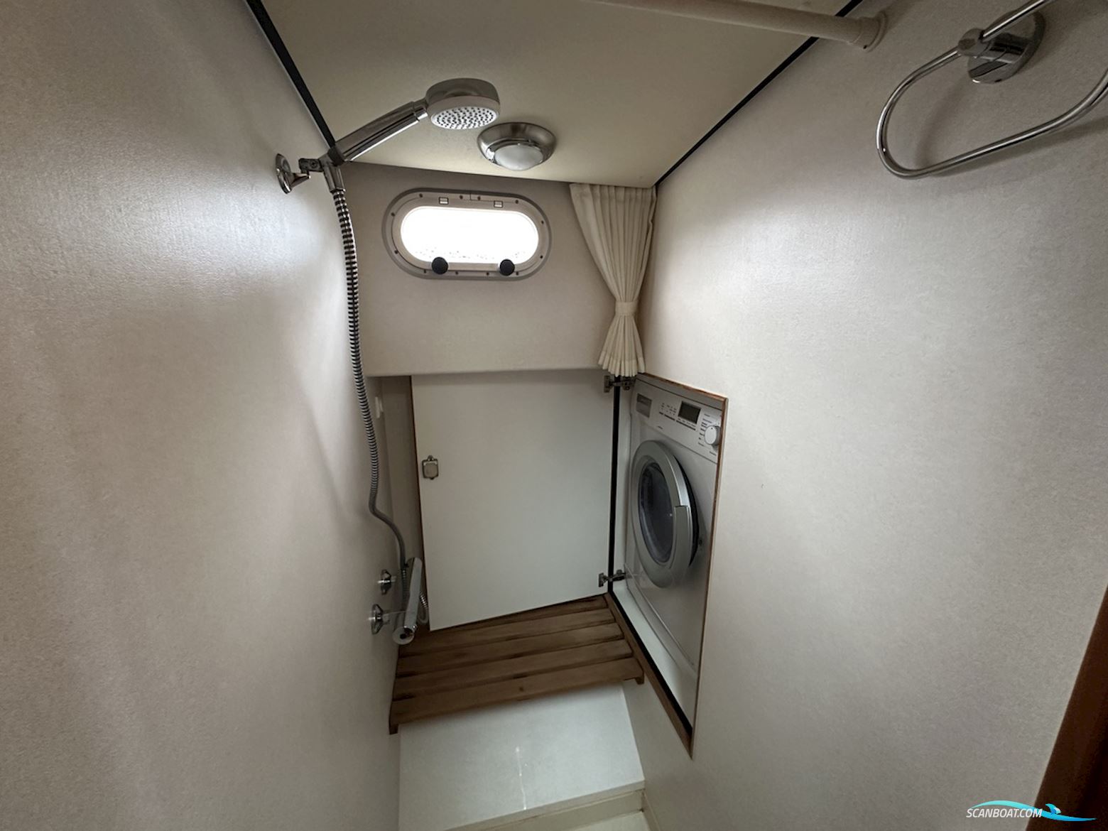 Linssen  Grand Sturdy 40.9 AC