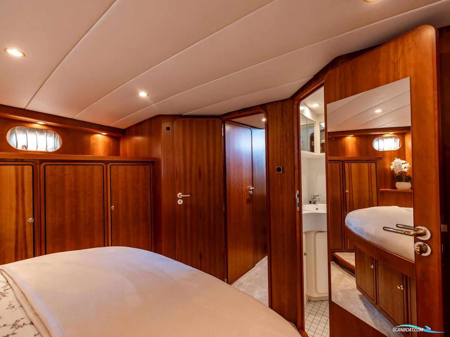 Linssen  Grand Sturdy 500 Variotop