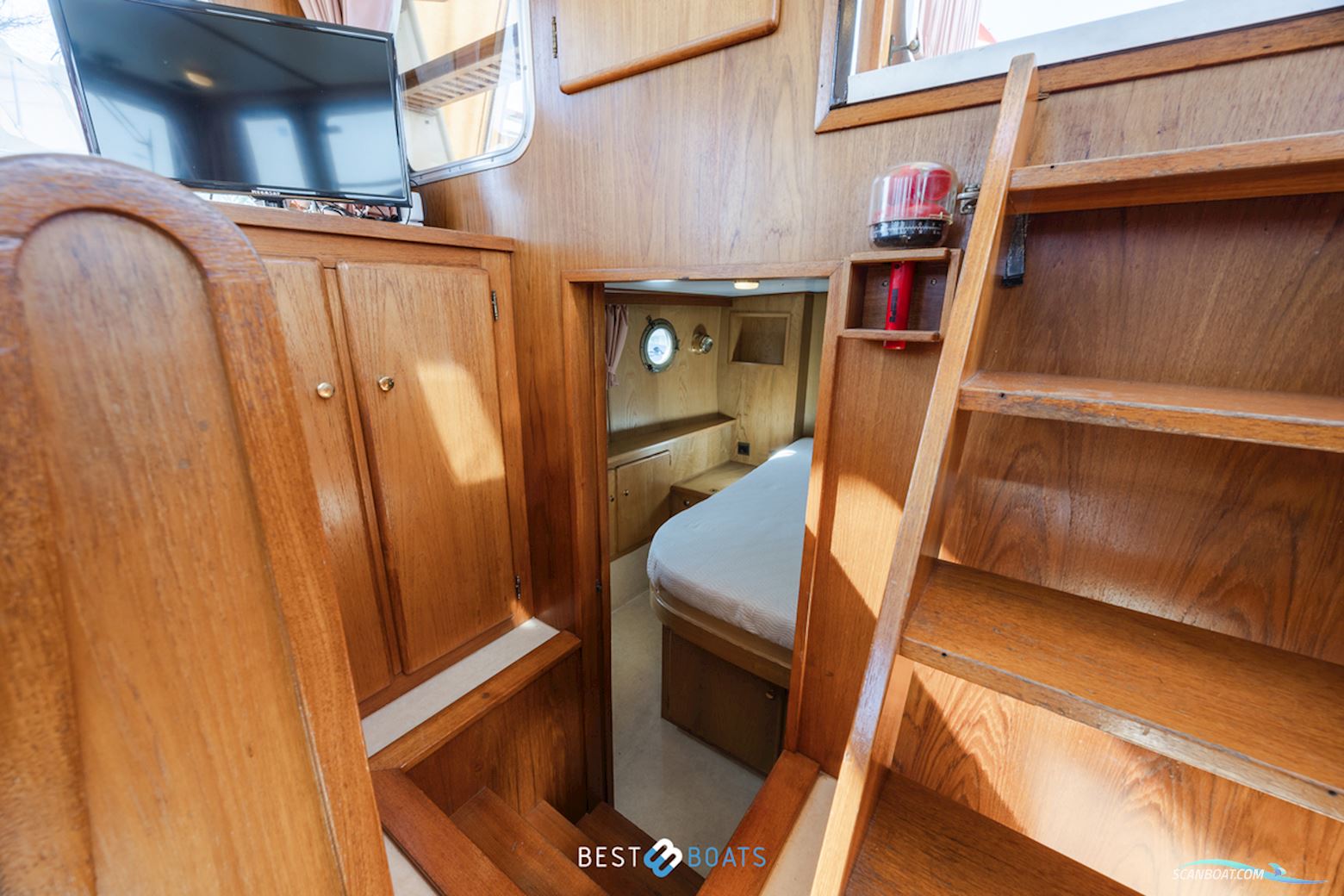 Linssen  St. Jozef 1050 Salon AK-L