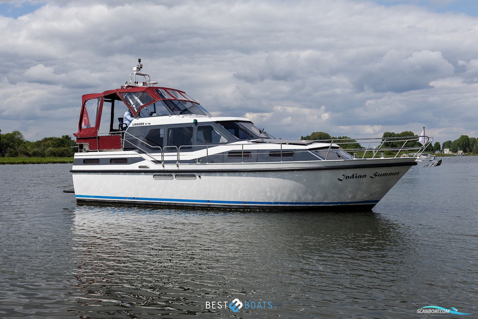 Linssen 37 SE Motorbåd 1992, med Volvo Penta is Een Toonaangevende Fabrikant Van Maritieme Aandrijfsystemen, Waarbij Betrouwbare en Efficiënte Motoren Zorgen Voor Krachtige, Duurzame motor, Holland