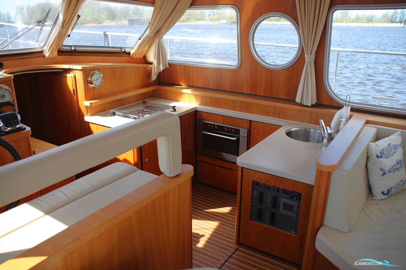 Linssen 43.9 Grand Sturdy Sedan