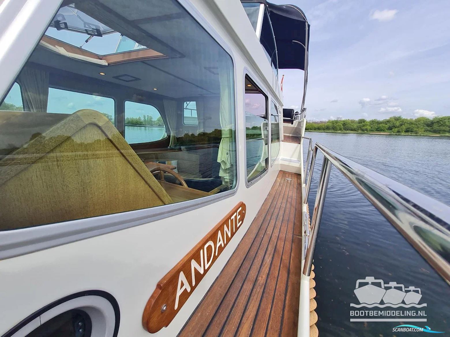 Linssen Dutch Sturdy 320 AC Royal