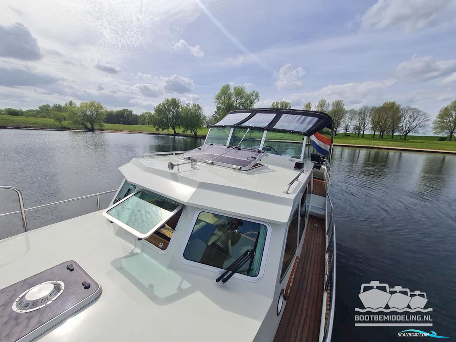 Linssen Dutch Sturdy 320 AC Royal