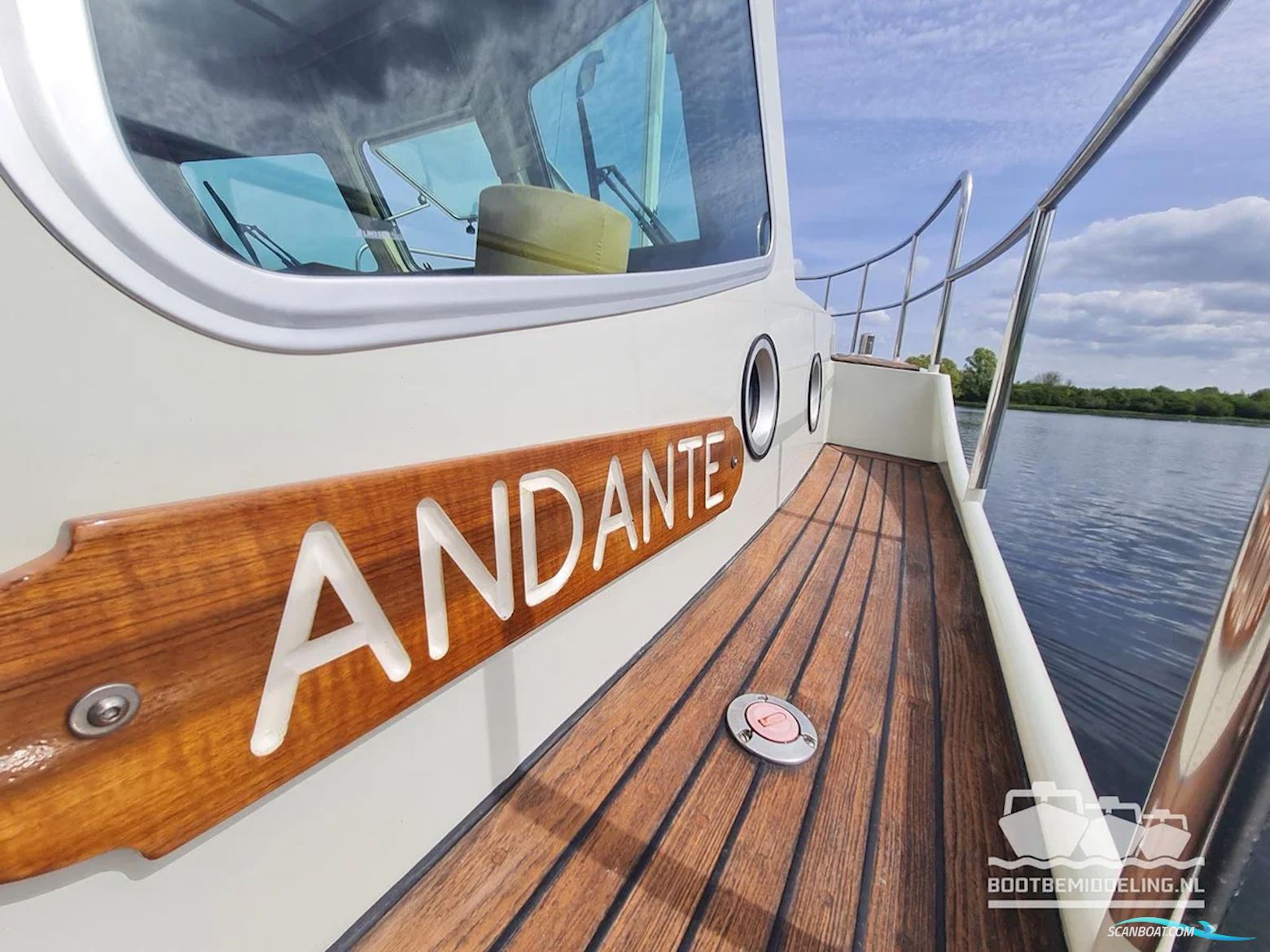 Linssen Dutch Sturdy 320 AC Royal