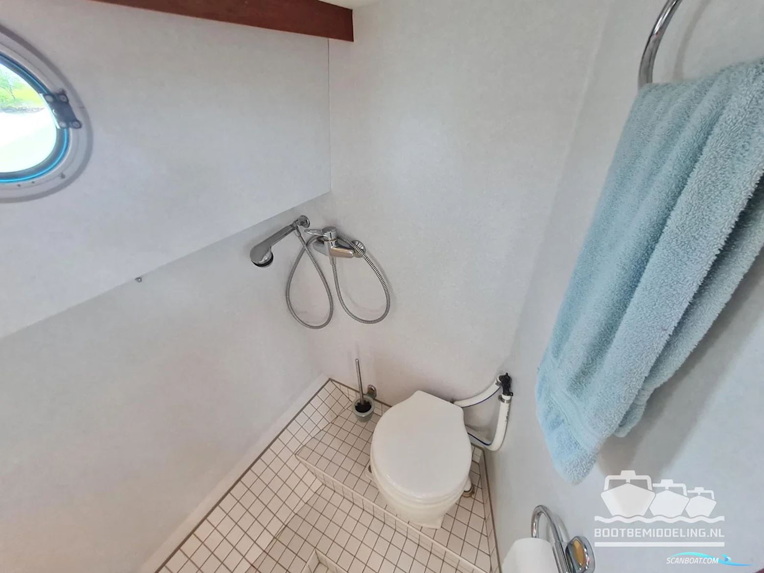 Linssen Dutch Sturdy 320 AC Royal