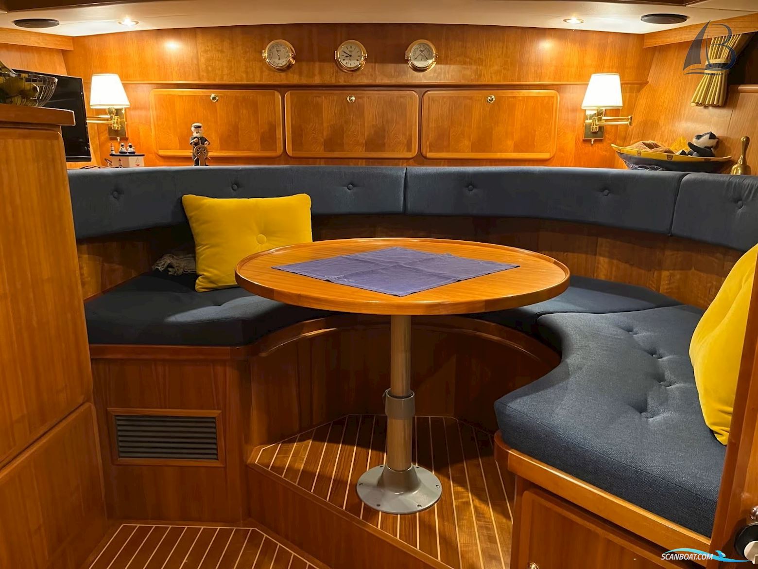 Linssen Dutch Sturdy 380 AC
