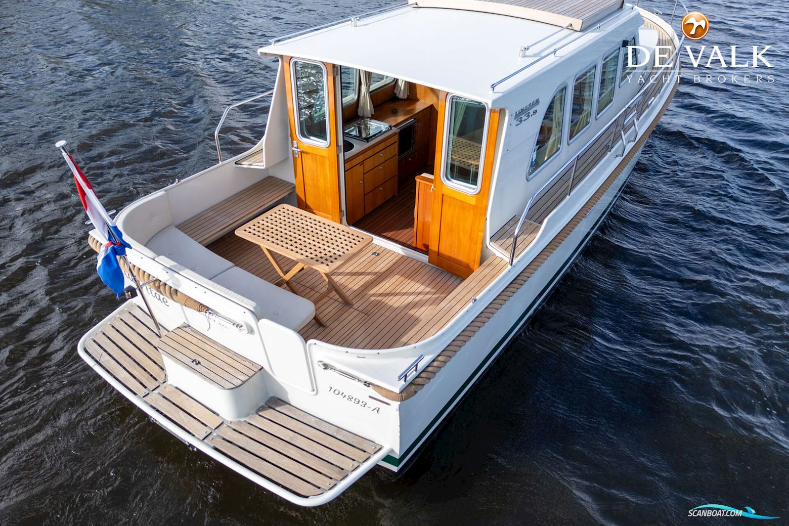 Linssen Grand Sturdy 33.9 Sedan