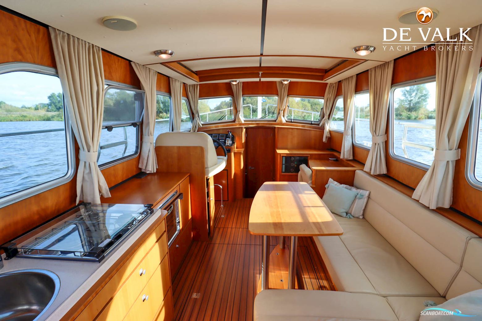 Linssen Grand Sturdy 33.9 Sedan