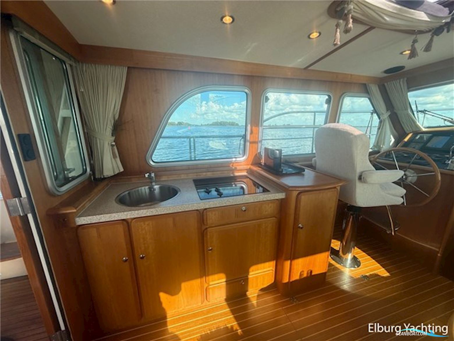 Linssen Grand Sturdy 380 - Sedan