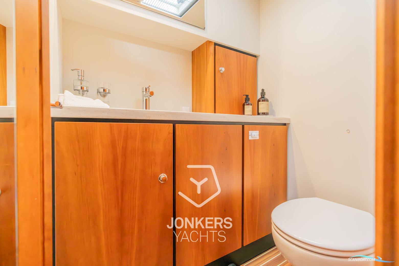 Linssen Grand Sturdy 40.0 AC