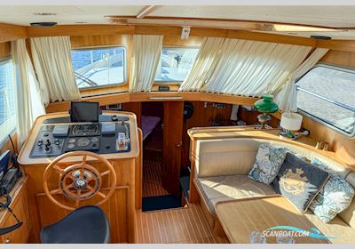 Linssen Grand Sturdy 410 AC Motorbåd 2005, med Vetus Deutz Turbo Diesel . Vetus Dta44425A, 4 Cylindrar Hk/kW: 140/103 motor, Sverige