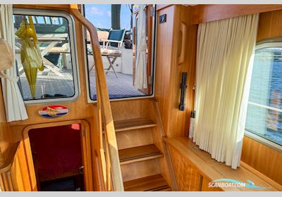 Linssen Grand Sturdy 410 AC Motorbåd 2005, med Vetus Deutz Turbo Diesel . Vetus Dta44425A, 4 Cylindrar Hk/kW: 140/103 motor, Sverige