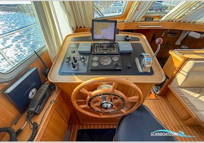Linssen Grand Sturdy 410 AC Motorbåd 2005, med Vetus Deutz Turbo Diesel . Vetus Dta44425A, 4 Cylindrar Hk/kW: 140/103 motor, Sverige