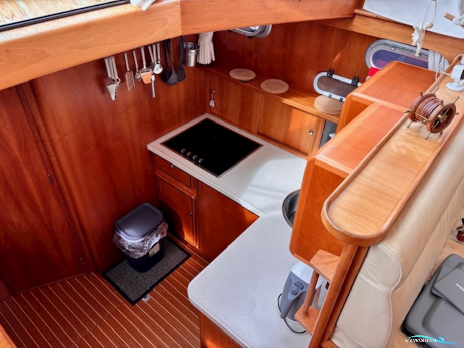 Linssen Grand Sturdy 410 AC Twin