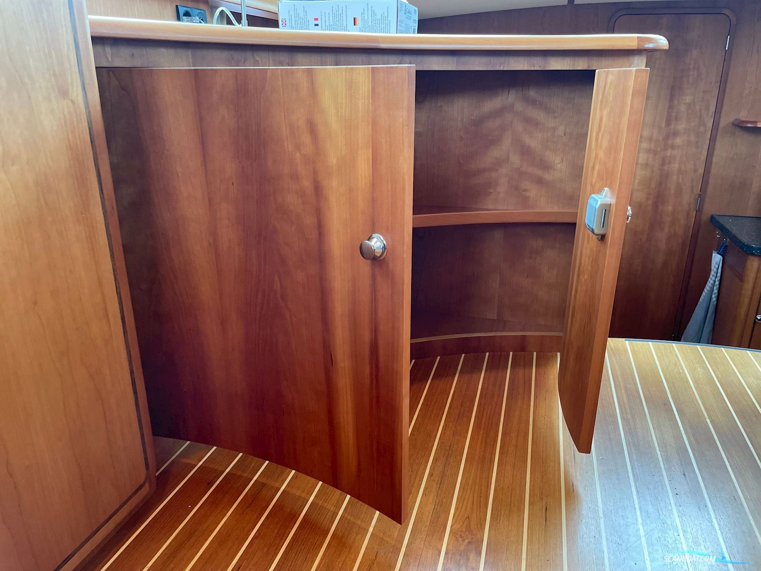 Linssen Grand Sturdy 430 AC MKII Twin Met Stabilizers