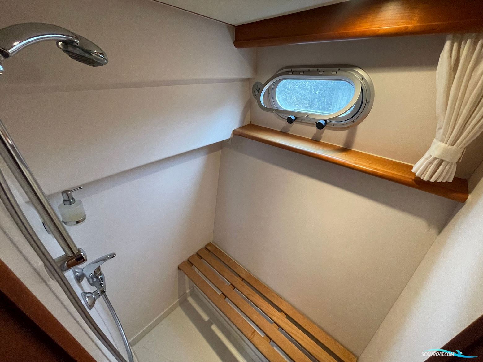 Linssen Grand Sturdy 430 AC Mkii Twin Met Stabilizers