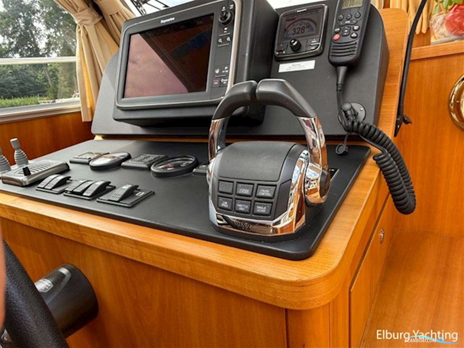 Linssen Grand Sturdy 43.9 Sedan