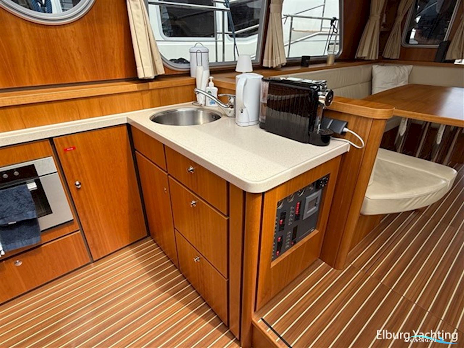 Linssen Grand Sturdy 43.9 Sedan