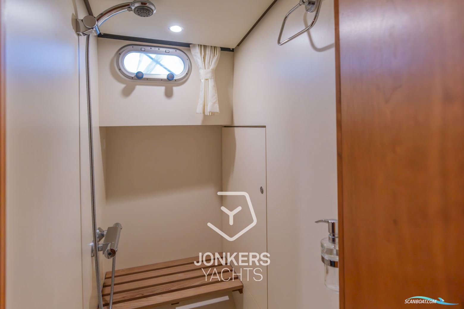 Linssen Grand Sturdy 45.9 AC "Twin"