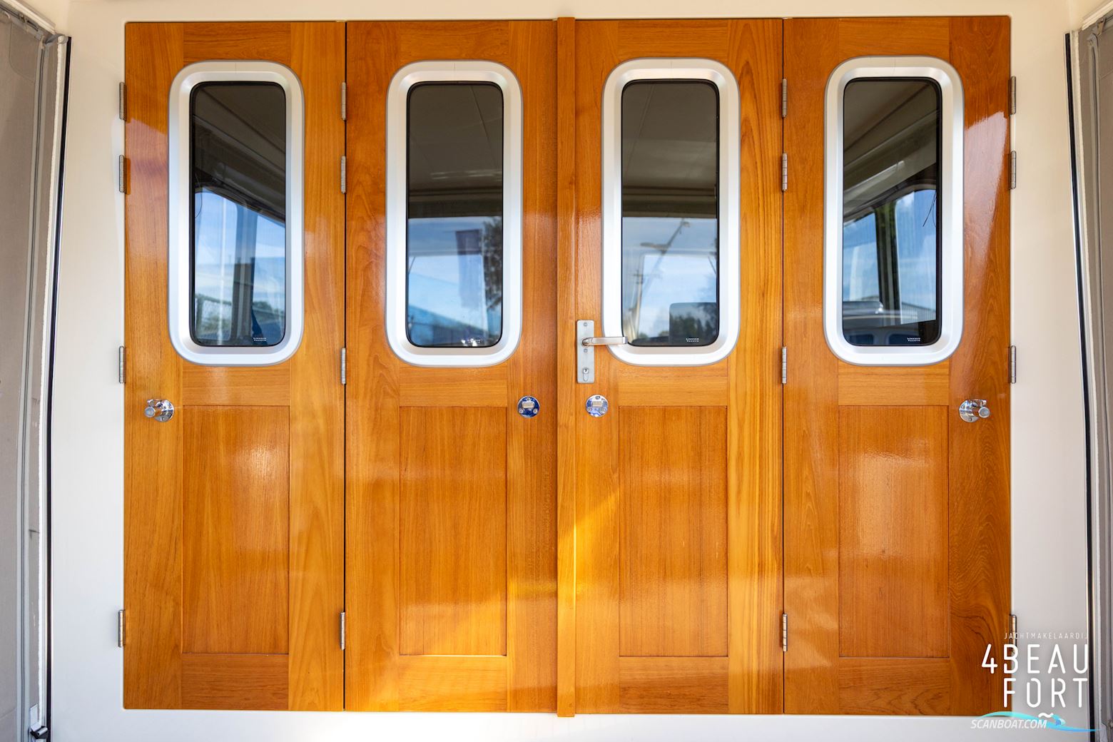 Linssen Grand Sturdy 470 Sedan Wheelhouse Longtop