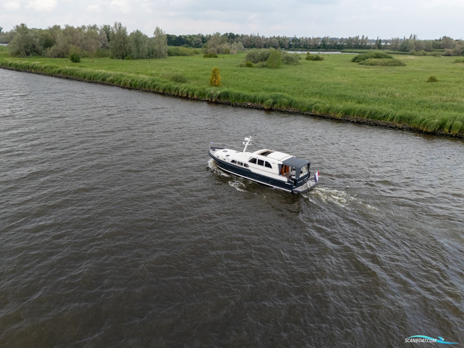 Linssen Grand Sturdy 470 Sedan Wheelhouse
