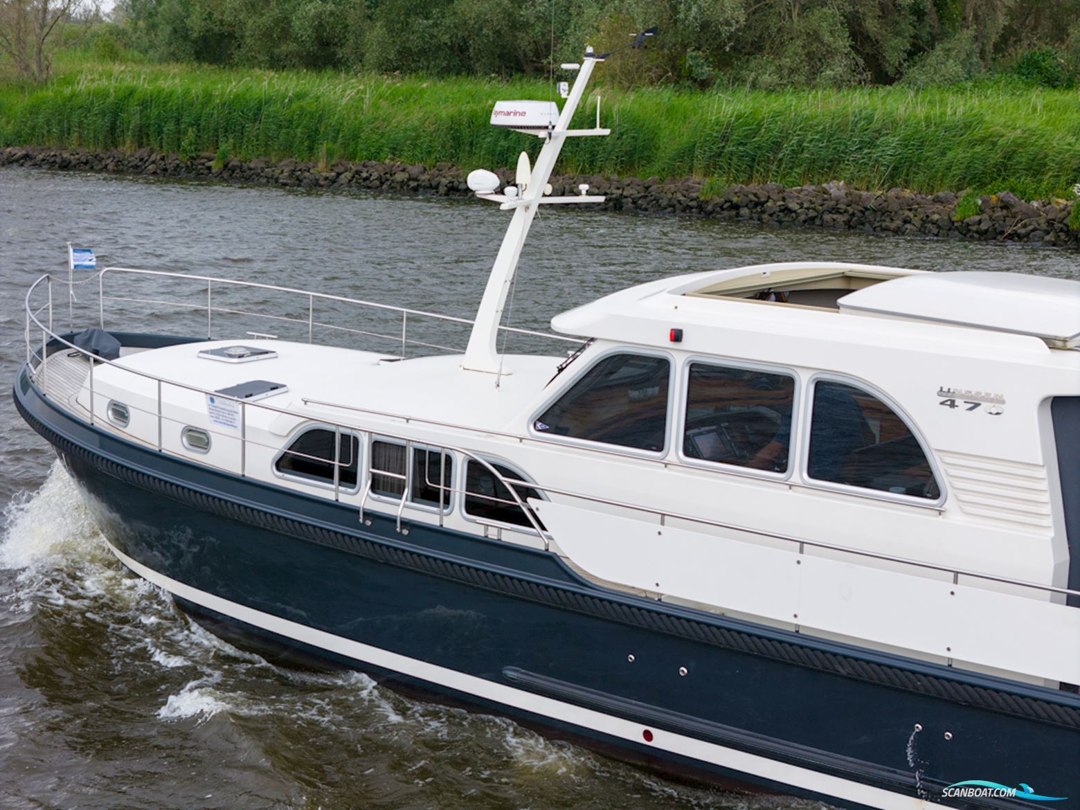 Linssen Grand Sturdy 470 Sedan Wheelhouse