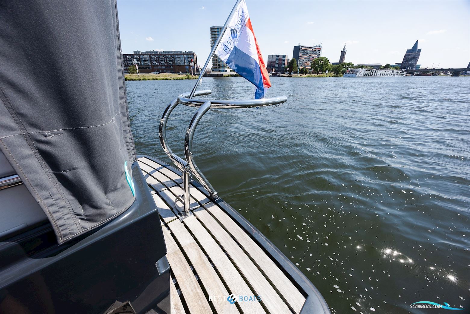 Linssen Grand Sturdy 470 Sedan Wheelhouse